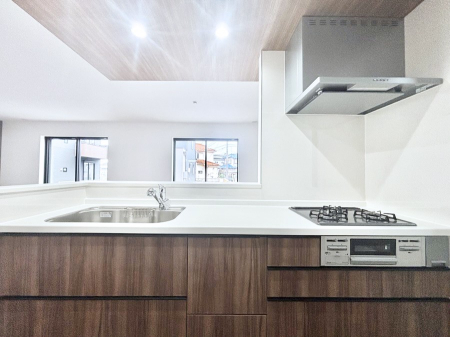 �L�b�`�� �����g���L�b�`��������A�g���₷�����������̂��₷���ɂ������܂����B 