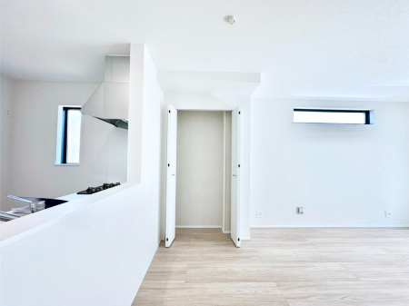 ���[ ���r���O���[�B�U�炩�肪���ȃ��r���O���X�b�L���ƕۂĂ܂��ˁB 