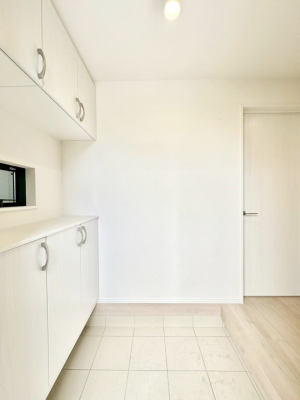 ���� ����I�𗘗p���āA���z�������������q�l�������ĂȂ��ł��܂��B