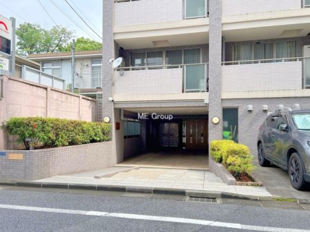 �G���g�����X -