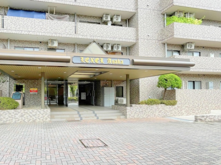 �G���g�����X -