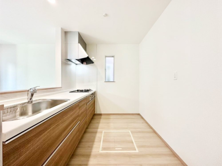 �L�b�`�� ��Ƃ肠��L�b�`���ł͂��Ƒ��Ɗy�������������ł��܂��B