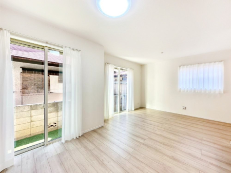 ���r���O �Ƒ��c���̎��Ԃ����������Ȃ��났�̃��r���O�_�C�j���O�B   