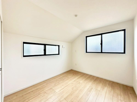 �q������ ������̂₳���������S�n�悢�v���C�x�[�g���[��