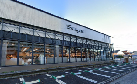 ���ӊ� �X�[�p�[ 800m �T�J�K�~ �����X