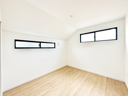 �q������ ������̂₳���������S�n�悢�v���C�x�[�g���[��