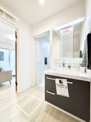 ���̑� �������̂��郉���h���[�X�y�[�X