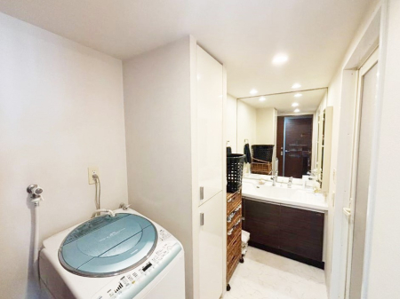 ���ʑ�E���ʏ� ������������ʉ��ώ��Œ��̐g�x�x�����K