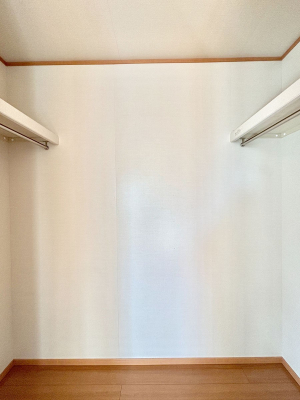 ���[ �����Ղ�̎��[�X�y�[�X�ŉ��K�ɕ�点���� 