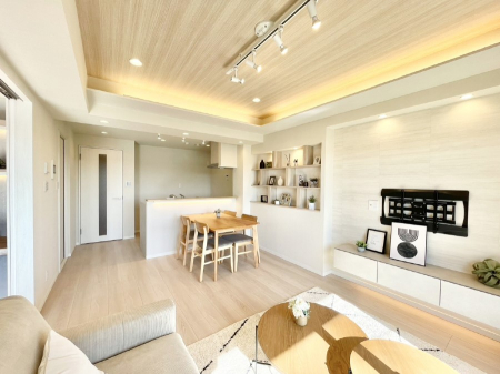 ���r���O �Ƒ��ꏏ�ɂ��H�����y���݂����Ȃ�L�X���r���O�_�C�j���O 