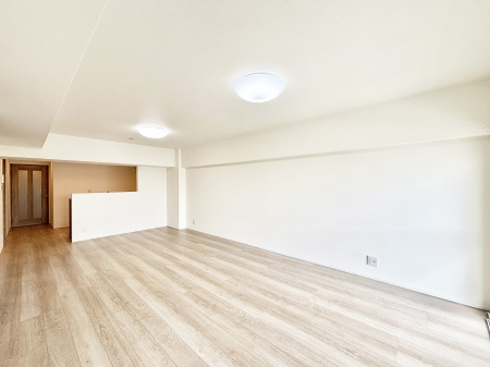 �G���g�����X -