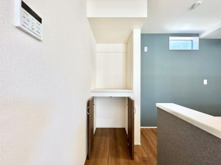 ���̑� �L�b�`�����ɃJ�E���^�[���[��ݒu�B������Ƃ�����Ƃɂ��֗��ł��ˁB