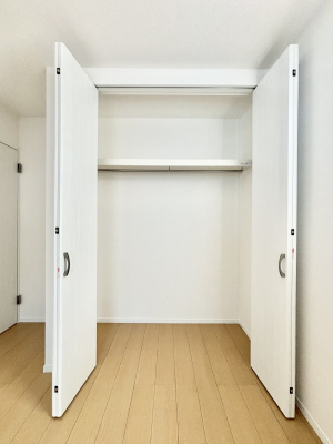 ���[ �����Ղ�̎��[�X�y�[�X�ŉ��K�ɕ�点���� 