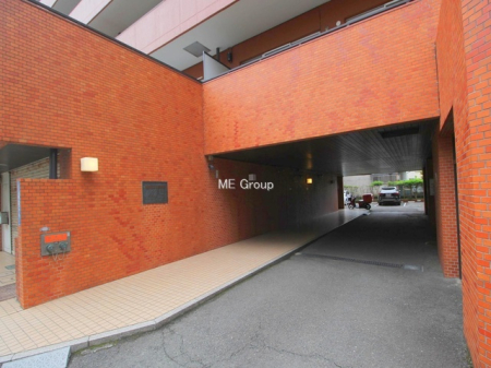 �G���g�����X -