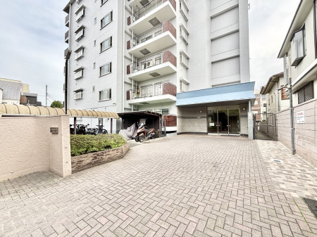 �G���g�����X �������������͋C�̃G���g�����X