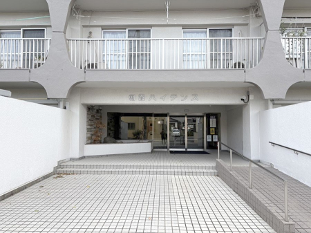 �G���g�����X �������������͋C�̃G���g�����X