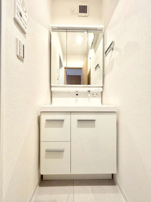 ���ʑ�E���ʏ� ���邢���ʏ��͖����̐g�x�x���y�����ł����Ⴂ�����ł��B