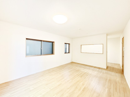 ���r���O ���₩�ȗz���܂�ɕ�܂��A���S�n�̗ǂ����r���O�ŉƑ��c���I