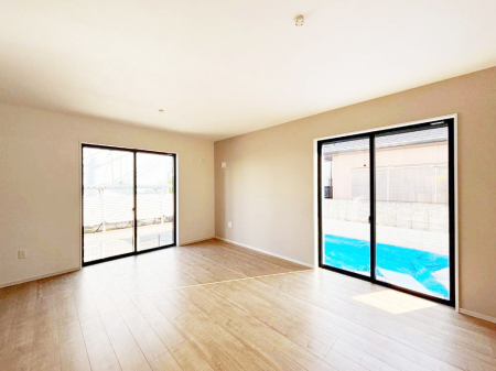 ���r���O �傫�ȑ����炽���Ղ�̗z���ƕ����������郊�r���O