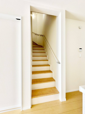 ���̑� �K�i�͎肷��t���Ȃ̂ŏ����Ȃ��q���܂₲����̕������S�ł�