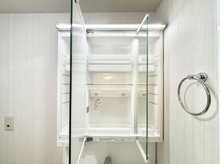 ̑ Oʋ̗ɁAϕiqpiȂǂ[\Bʑƕۂ܂I