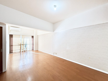 rO i`eCXg̗D_炩Fg̃t[OfGȃrOłI