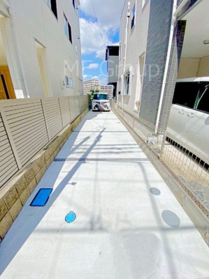 nOώʐ^ ܂n`́AԓɖʂĂ炸AÂŃvCx[g𖡂킦闧nłB