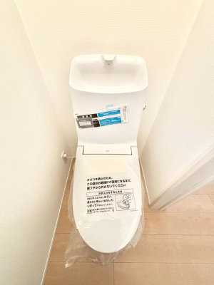 �g�C�� �g�C����1�K��2�K���ꂼ��ɔz�u����Ă��ĂƂĂ��֗��ł��B 