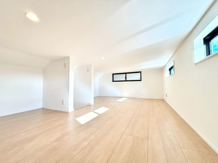 ���̑����� ���[�ق��ɂ��A�C�f�A����ŉ��K��Ԃɑ�ϐg�I  