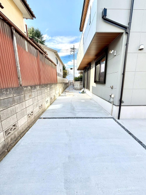  �����Ɍ������Ȃ����ԃX�y�[�X�B