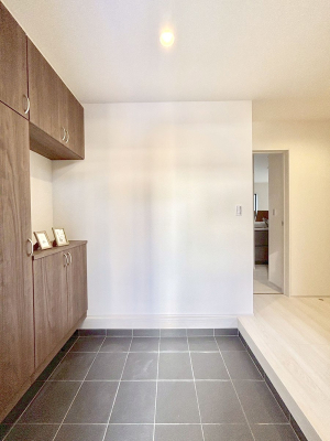 ���� �Ƒ��̋A��₨�q�l�������������}���錺��  