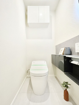 �g�C�� �������̂��锒����Ƃ���������������