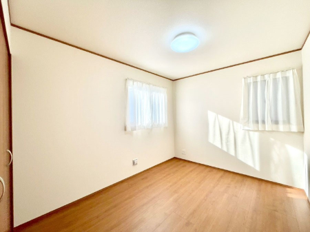 �q������ �Q�ʍ̌��Ŗ��邳�����ʂ��ǍD�I