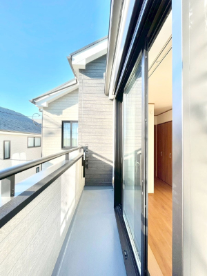 �o���R�j�[ ������̃o���R�j�[�I���Ƒ��̐��󕨂͂������A���z�c�������Ղ花���܂��I