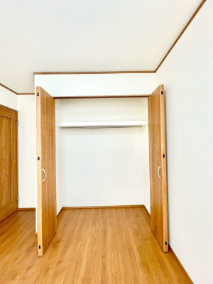 ���[ �����Ղ�̎��[�X�y�[�X�ŉ��K�ɕ�点���� 