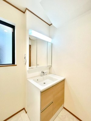 ���ʑ�E���ʏ� ���邢���ʏ��͖����̐g�x�x���y�����ł����Ⴂ�����ł��B