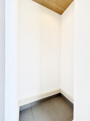 ���[ �x�r�[�J�[��A�E�g�h�A�p�i���X�b�L�����[�ł���SIC�t���ł��B