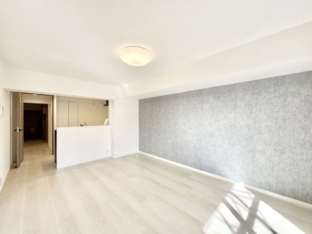 ���r���O ���Ƒ��̓��₩�Șb�����ŕ�܂�閾�邢���r���O  