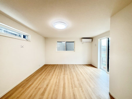 ���̑� 1�K�̃T�[�r�X���[��11.4��