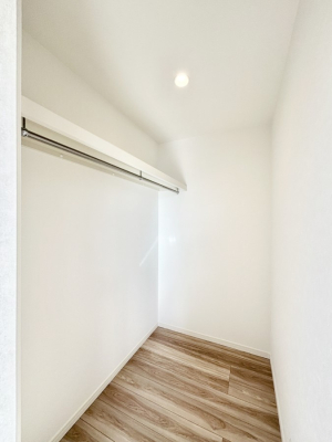 ���̑� �E�H�[�N�C���N���[�[�b�g�̊��p�Ő�����ԃX�b�L��  �@