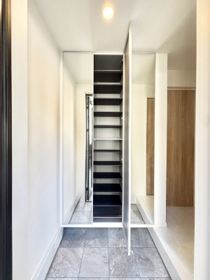 ���� �U�炩�肪���Ȍ��ւ��X�b�L���̌��֎��[�t 