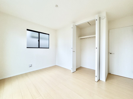 �q������ �q�������ɂ��������߂Ȏ��[�X�y�[�X�����Ղ�̋���