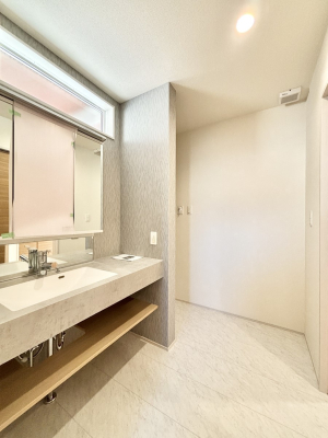 ���̑� ��Ƃ�̐��ʃX�y�[�X�Œ��̐g�x�x�����N���N  