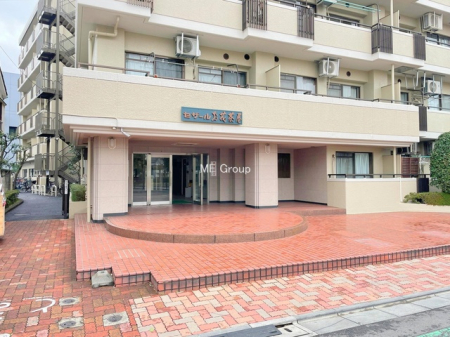 �G���g�����X -