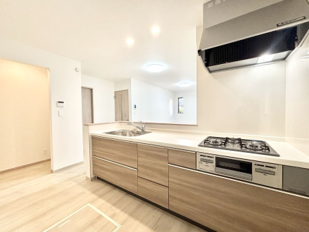 �L�b�`�� �������������I�ɁA�y�����I�V�X�e���L�b�`��  