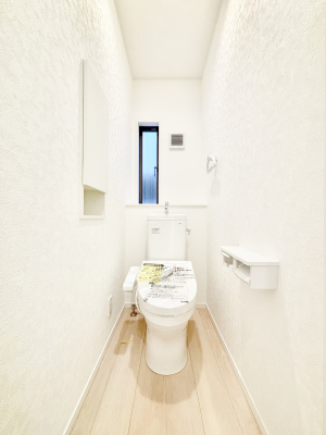 �g�C�� �g�C���͈��S�̂Q�ӏ��I���̃o�^�o�^������S�ł��B 