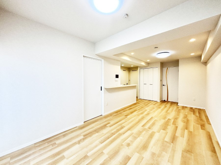 ���r���O ���Ƒ��̓��₩�Șb�����ŕ�܂�閾�邢���r���O