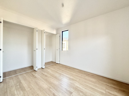 �q������ �q�������ɂ��������߂Ȏ��[�X�y�[�X�����Ղ�̋���