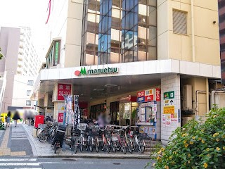 ӊ X[p[ 200m }Gc ܂X