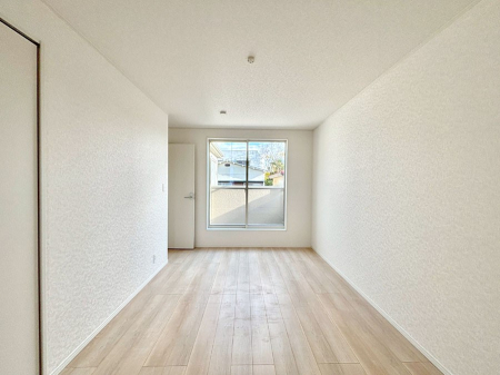 ���̑����� �o���R�j�[���J�������v���X���Ă����m��